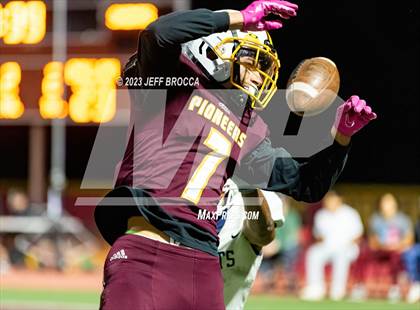 Thumbnail 1 in Crean Lutheran @ Simi Valley photogallery.