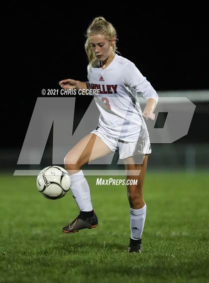Thumbnail 3 in Holley @ Wheatland-Chili photogallery.