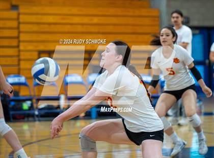 Thumbnail 3 in Mt. Carmel @ Rancho Bernardo photogallery.
