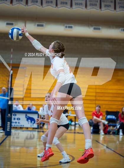 Thumbnail 2 in Mt. Carmel @ Rancho Bernardo photogallery.