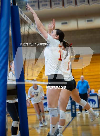 Thumbnail 3 in Mt. Carmel @ Rancho Bernardo photogallery.