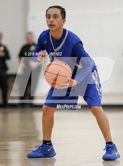 Thumbnail 1 in Sun Valley Magnet vs. Brea Olinda (CIF D5 Final) photogallery.