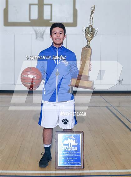 Thumbnail 2 in Sun Valley Magnet vs. Brea Olinda (CIF D5 Final) photogallery.