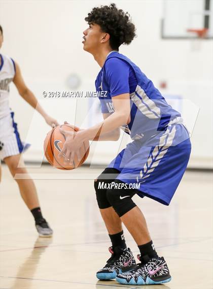 Thumbnail 3 in Sun Valley Magnet vs. Brea Olinda (CIF D5 Final) photogallery.