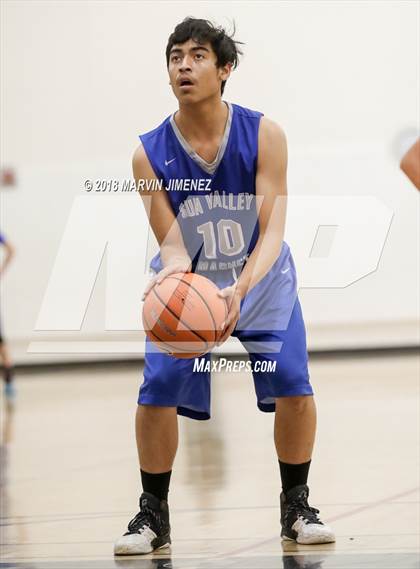 Thumbnail 1 in Sun Valley Magnet vs. Brea Olinda (CIF D5 Final) photogallery.