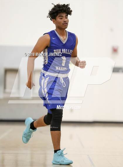 Thumbnail 3 in Sun Valley Magnet vs. Brea Olinda (CIF D5 Final) photogallery.