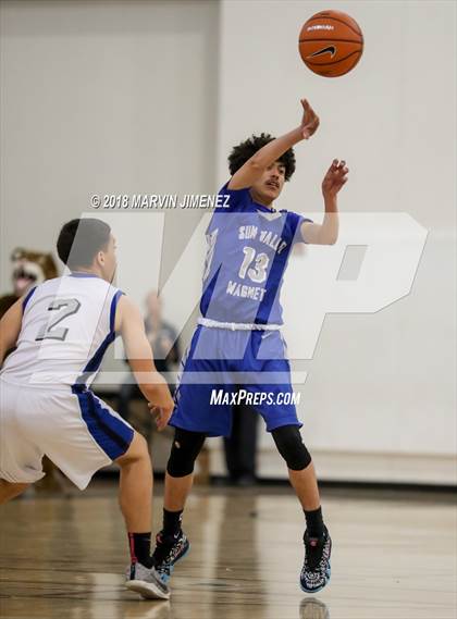 Thumbnail 2 in Sun Valley Magnet vs. Brea Olinda (CIF D5 Final) photogallery.
