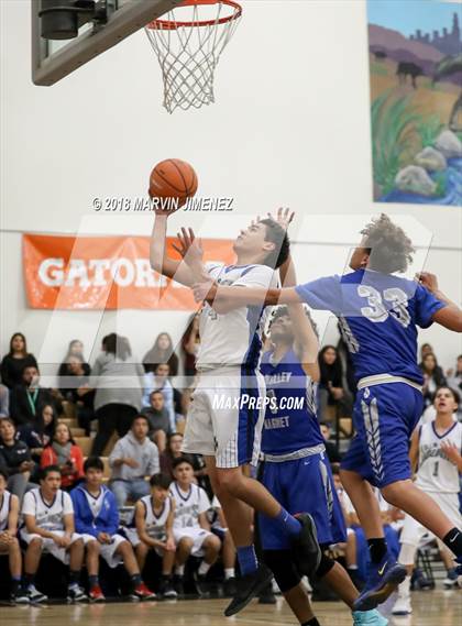 Thumbnail 1 in Sun Valley Magnet vs. Brea Olinda (CIF D5 Final) photogallery.