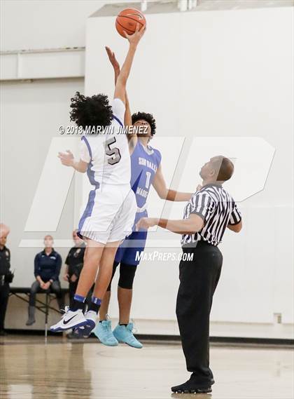 Thumbnail 3 in Sun Valley Magnet vs. Brea Olinda (CIF D5 Final) photogallery.
