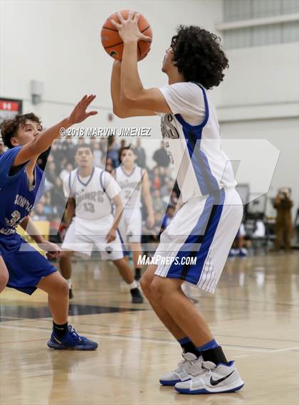 Thumbnail 3 in Sun Valley Magnet vs. Brea Olinda (CIF D5 Final) photogallery.