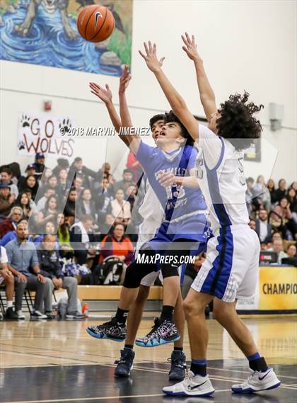 Thumbnail 1 in Sun Valley Magnet vs. Brea Olinda (CIF D5 Final) photogallery.