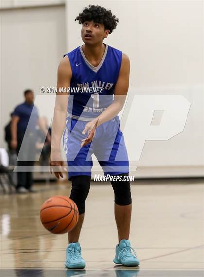 Thumbnail 1 in Sun Valley Magnet vs. Brea Olinda (CIF D5 Final) photogallery.