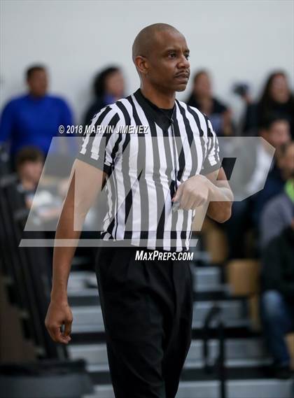 Thumbnail 2 in Sun Valley Magnet vs. Brea Olinda (CIF D5 Final) photogallery.
