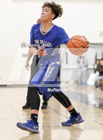 Thumbnail 1 in Sun Valley Magnet vs. Brea Olinda (CIF D5 Final) photogallery.