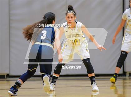 Thumbnail 3 in Alexander vs. East Central (UIL 6A Regional Semifinals) photogallery.