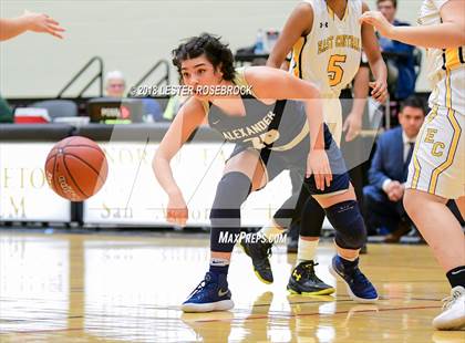 Thumbnail 2 in Alexander vs. East Central (UIL 6A Regional Semifinals) photogallery.