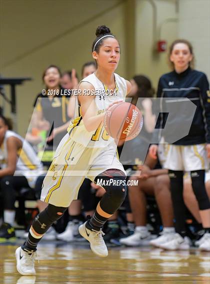 Thumbnail 3 in Alexander vs. East Central (UIL 6A Regional Semifinals) photogallery.