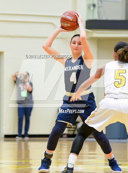 Thumbnail 1 in Alexander vs. East Central (UIL 6A Regional Semifinals) photogallery.