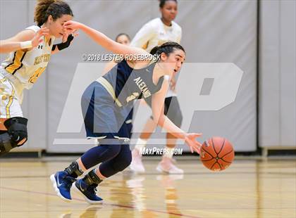 Thumbnail 3 in Alexander vs. East Central (UIL 6A Regional Semifinals) photogallery.