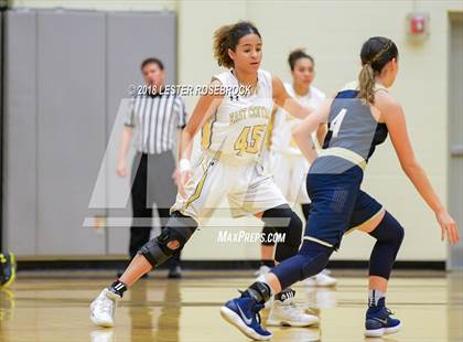 Thumbnail 3 in Alexander vs. East Central (UIL 6A Regional Semifinals) photogallery.