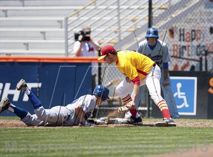 Thumbnail 3 in Willow Glen vs. St. Ignatius (CIF CCS D2 Final) photogallery.