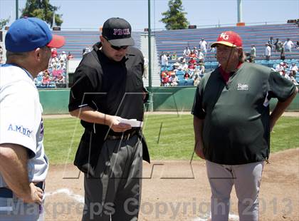 Thumbnail 3 in Willow Glen vs. St. Ignatius (CIF CCS D2 Final) photogallery.