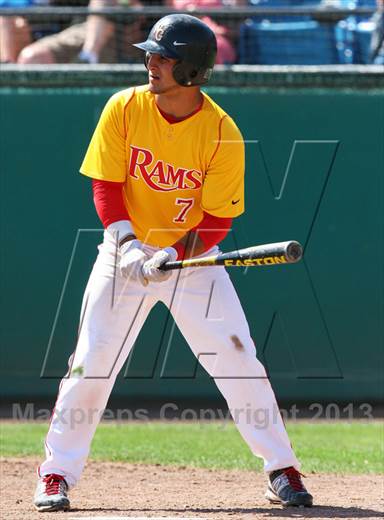 null - Photo 01