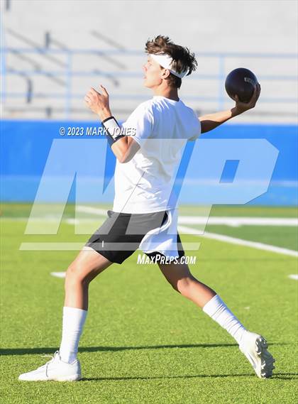Thumbnail 2 in Chino Valley  vs. Camp Verde (Prescott 7v7) photogallery.