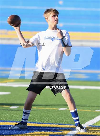 Thumbnail 1 in Chino Valley  vs. Camp Verde (Prescott 7v7) photogallery.