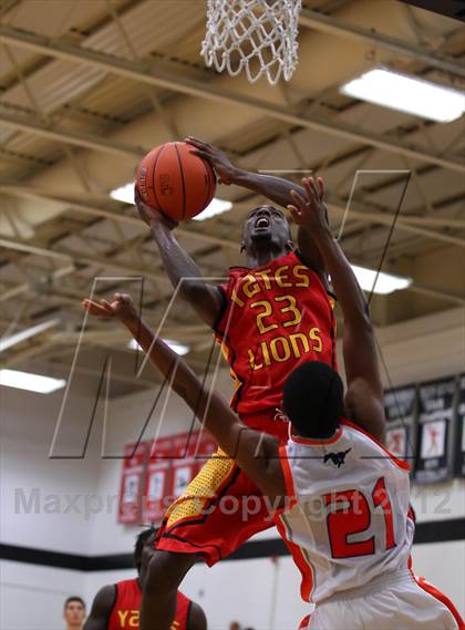 Thumbnail 2 in Yates @ Kalaheo (Iolani Classic) photogallery.