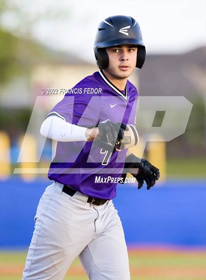 Thumbnail 1 in Spoto @ Sumner photogallery.