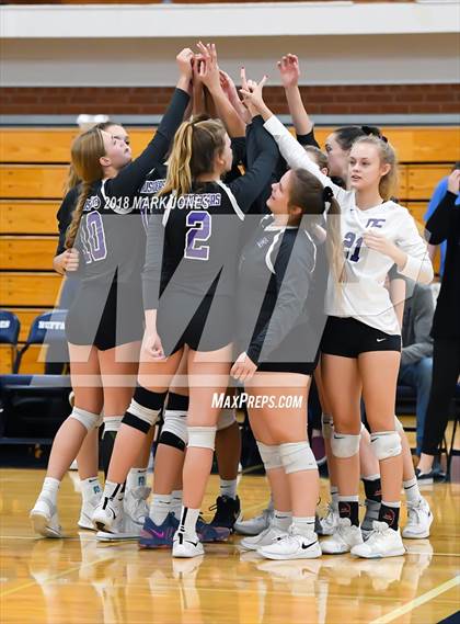 Thumbnail 1 in Northwest Christian vs. Arizona College Prep (AIA 3A Final)  photogallery.