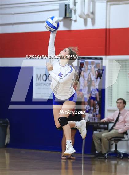 Thumbnail 1 in Swansboro @ West Carteret photogallery.