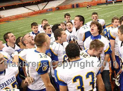 Thumbnail 3 in Maine-Endwell vs. Burnt Hills-Ballston Lake (NYSPHSAA Class A Final) photogallery.