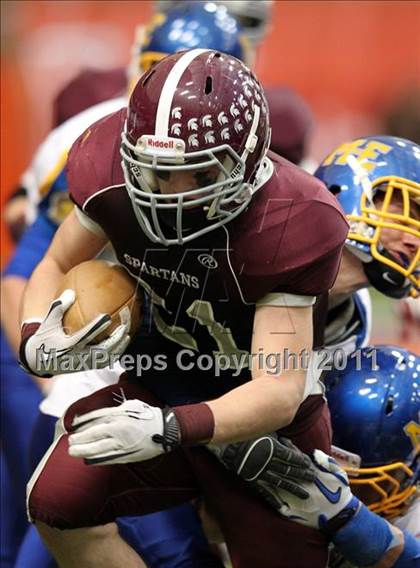Thumbnail 2 in Maine-Endwell vs. Burnt Hills-Ballston Lake (NYSPHSAA Class A Final) photogallery.