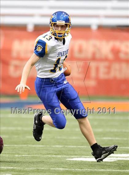 Thumbnail 2 in Maine-Endwell vs. Burnt Hills-Ballston Lake (NYSPHSAA Class A Final) photogallery.