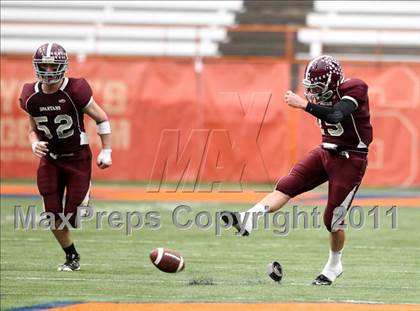 Thumbnail 2 in Maine-Endwell vs. Burnt Hills-Ballston Lake (NYSPHSAA Class A Final) photogallery.