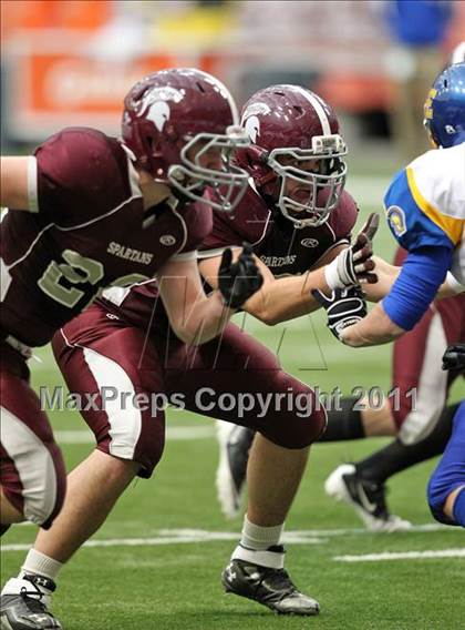 Thumbnail 1 in Maine-Endwell vs. Burnt Hills-Ballston Lake (NYSPHSAA Class A Final) photogallery.