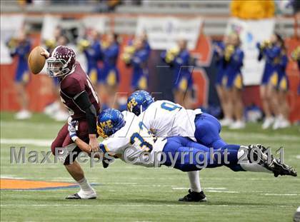 Thumbnail 1 in Maine-Endwell vs. Burnt Hills-Ballston Lake (NYSPHSAA Class A Final) photogallery.