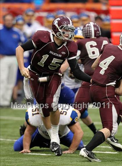 Thumbnail 1 in Maine-Endwell vs. Burnt Hills-Ballston Lake (NYSPHSAA Class A Final) photogallery.