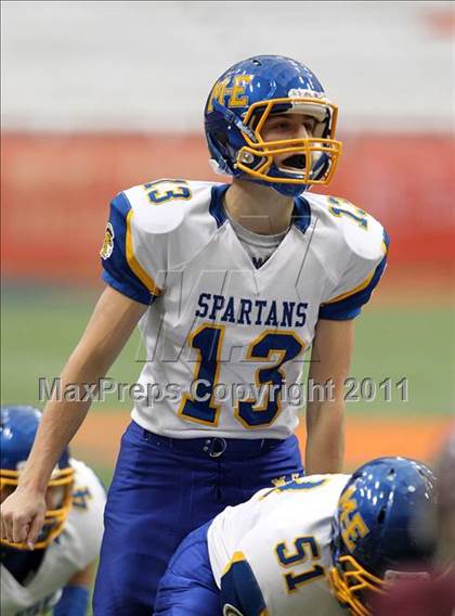 Thumbnail 2 in Maine-Endwell vs. Burnt Hills-Ballston Lake (NYSPHSAA Class A Final) photogallery.