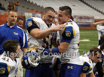 Thumbnail 3 in Maine-Endwell vs. Burnt Hills-Ballston Lake (NYSPHSAA Class A Final) photogallery.