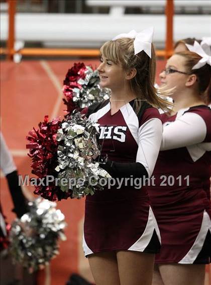 Thumbnail 1 in Maine-Endwell vs. Burnt Hills-Ballston Lake (NYSPHSAA Class A Final) photogallery.