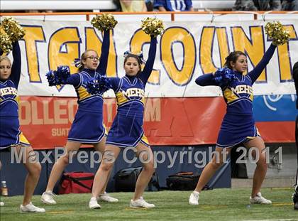 Thumbnail 3 in Maine-Endwell vs. Burnt Hills-Ballston Lake (NYSPHSAA Class A Final) photogallery.