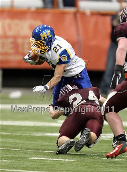 Thumbnail 2 in Maine-Endwell vs. Burnt Hills-Ballston Lake (NYSPHSAA Class A Final) photogallery.