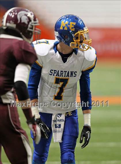 Thumbnail 3 in Maine-Endwell vs. Burnt Hills-Ballston Lake (NYSPHSAA Class A Final) photogallery.