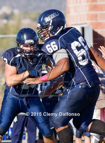 Thumbnail 1 in Chatfield @ Columbine photogallery.