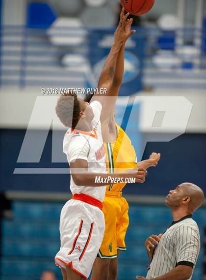 Thumbnail 2 in Southern Lee vs. Pine Forest (Cumberland County Schools Basketball Holiday Classic) photogallery.