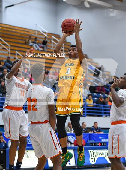 Thumbnail 2 in Southern Lee vs. Pine Forest (Cumberland County Schools Basketball Holiday Classic) photogallery.