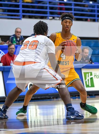 Thumbnail 2 in Southern Lee vs. Pine Forest (Cumberland County Schools Basketball Holiday Classic) photogallery.